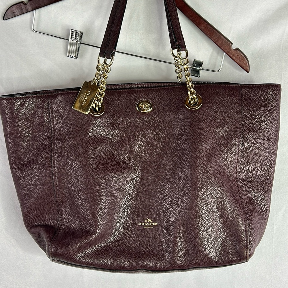 Coach shoulder bag